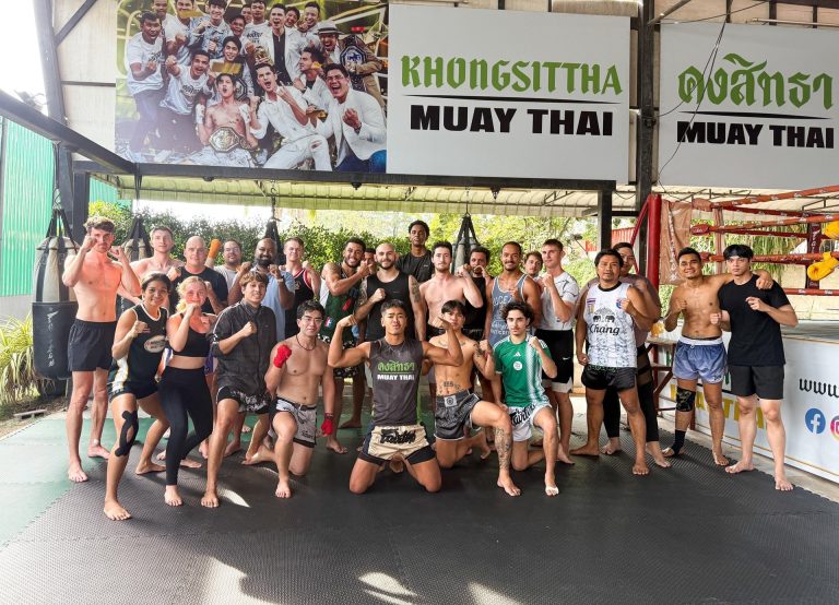 Khongsittha Muay Thai Group Photo
